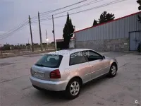 Usado Audi A3 Attraction 125 CV (91 kW) 2000 Gris / plata Utilitario