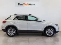 Usado VW T-Roc Life 110 CV (80 kW) 2022 Gris SUV