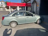 Usado Chevrolet Nubira SX 109 CV (80 kW) 2005 Gris / plata Berlina