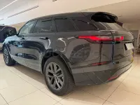 Usado Land Rover Range Rover Velar SE Dynamic 404 CV (297 kW) 2025 Gris / plata SUV