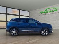 Usado Peugeot 3008 Allure 130 CV (95 kW) 2022 Verde SUV