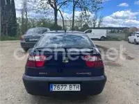 Usado Seat Cordoba Stella 90 CV (66 kW) 2002 Azul Berlina