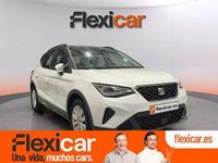 Usado Seat Arona Style 110 CV (80 kW) 2023 Blanco SUV