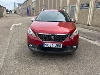 Usado Peugeot 2008 Style 100 CV (73 kW) 2018 Granate SUV