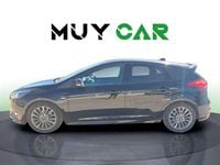 Usado Ford Focus ST-Line 125 CV (91 kW) 2018 Negro Utilitario