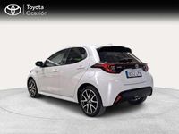 Usado Toyota Yaris Hybrid Style 116 CV (85 kW) 2021 Blanco Utilitario