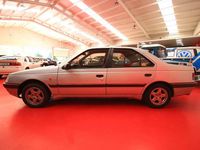 Occasion Peugeot 405 109 ch (80 kW) 1989 Gris Berline