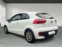 Usado Kia Rio 84 CV (61 kW) 2016 Blanco Utilitario