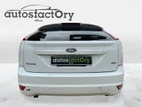 Usado Ford Focus Trend 109 CV (80 kW) 2009 Blanco Berlina
