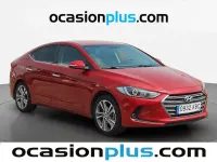 Usado Hyundai Elantra 128 CV (94 kW) 2017 Rojo Utilitario