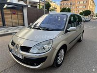Usado Renault Scénic II Dynamique 130 CV (95 kW) 2008 Gris / plata Monovolumen