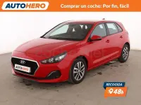 Usado Hyundai i30 120 CV (88 kW) 2019 Rojo Berlina