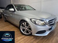 Usado Mercedes C200 136 CV (100 kW) 2017 Gris / plata Berlina