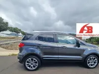 Usado Ford Ecosport Trend 100 CV (73 kW) 2019 Gris / plata SUV