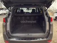 Usado Peugeot 5008 GT-line 130 CV (95 kW) 2019 Gris / plata SUV