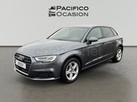 Usado Audi A3 131 CV (96 kW) 2019 Gris / plata Berlina