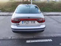 Usado Seat Toledo Stella 110 CV (80 kW) 2004 Gris / plata Berlina