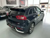 Usado Kia Niro 141 CV (103 kW) 2018 Azul SUV