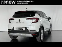 Usado Renault Captur Zen 145 CV (106 kW) 2022 Blanco SUV