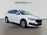 Usado Skoda Scala Ambition 110 CV (80 kW) 2024 Blanco Utilitario