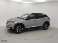 Usado Peugeot 2008 Allure 100 CV (73 kW) 2023 Plateado SUV