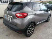 Usado Renault Captur 90 CV (66 kW) 2014 Gris / plata SUV