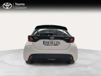 Usado Toyota Yaris Business Edition 116 CV (85 kW) 2022 Blanco Utilitario