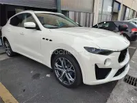 Usado Maserati Levante 530 CV (389 kW) 2021 Blanco SUV