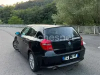Usado BMW 118 143 CV (105 kW) 2007 Negro Utilitario
