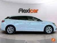 Usado Renault Mégane GrandTour LIMITED 130 CV (95 kW) 2018 Blanco Familiar