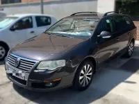 Usado VW Passat Edition 110 CV (80 kW) 2009 Gris Familiar