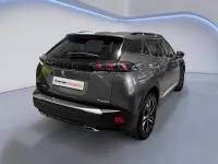 Usado Peugeot 2008 Allure 130 CV (95 kW) 2023 Gris SUV
