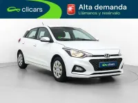 Usado Hyundai i20 75 CV (55 kW) 2019 Blanco Utilitario