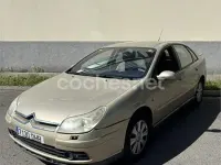 Usado Citroën C5 Exclusive 138 CV (101 kW) 2005 Naranja Berlina