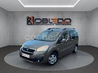 Usado Peugeot Partner Tepee Outdoor 120 CV (88 kW) 2017 Gris / plata Monovolumen