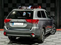 Usado Mitsubishi Outlander Motion 150 CV (110 kW) 2017 Gris / plata SUV
