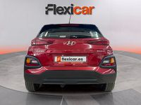 Usado Hyundai Kona 120 HP (88 kW) 2018 Vermelho SUV