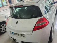 Usado Renault Mégane 225 CV (165 kW) 2005 Blanco Berlina