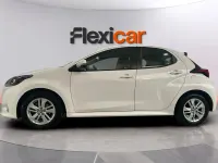 Usado Toyota Yaris Edition 125 CV (91 kW) 2021 Blanco Utilitario