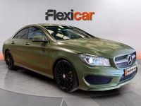 Usado Mercedes CLA200 136 CV (100 kW) 2015 Verde Berlina