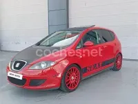 Usado Seat Altea Stylance 102 CV (75 kW) 2008 Rojo Monovolumen