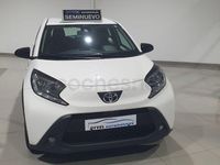 Usado Toyota Aygo X Play 72 CV (52 kW) 2022 Blanco SUV
