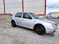 Usado VW Golf IV Highline 105 CV (77 kW) 2003 Gris / plata Berlina