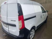 Usado Dacia Dokker Ambiance 90 CV (66 kW) 2016 Blanco Monovolumen