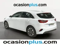 Usado Kia Ceed 101 CV (74 kW) 2025 Blanco Utilitario