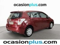Usado Toyota Verso Business Edition 111 CV (81 kW) 2017 Rojo Monovolumen