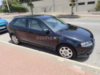 Usado Audi A3 Attraction 102 CV (75 kW) 2004 Negro Utilitario