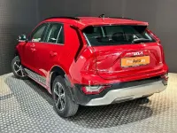 Usado Kia Niro 141 CV (103 kW) 2022 Burdeos SUV
