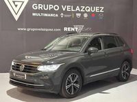 Usado VW Tiguan Life 150 CV (110 kW) 2021 Gris SUV