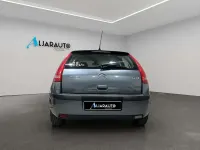 Używany Citroën C4 110 KM (80 kW) 2007 Szary Sedan/Limuzyna
